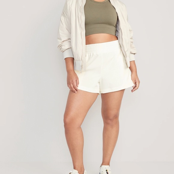 NWT OLD NAVY High-Waisted StretchTech Pull-On Surf Short4-inch inseam - Picture 3 of 9